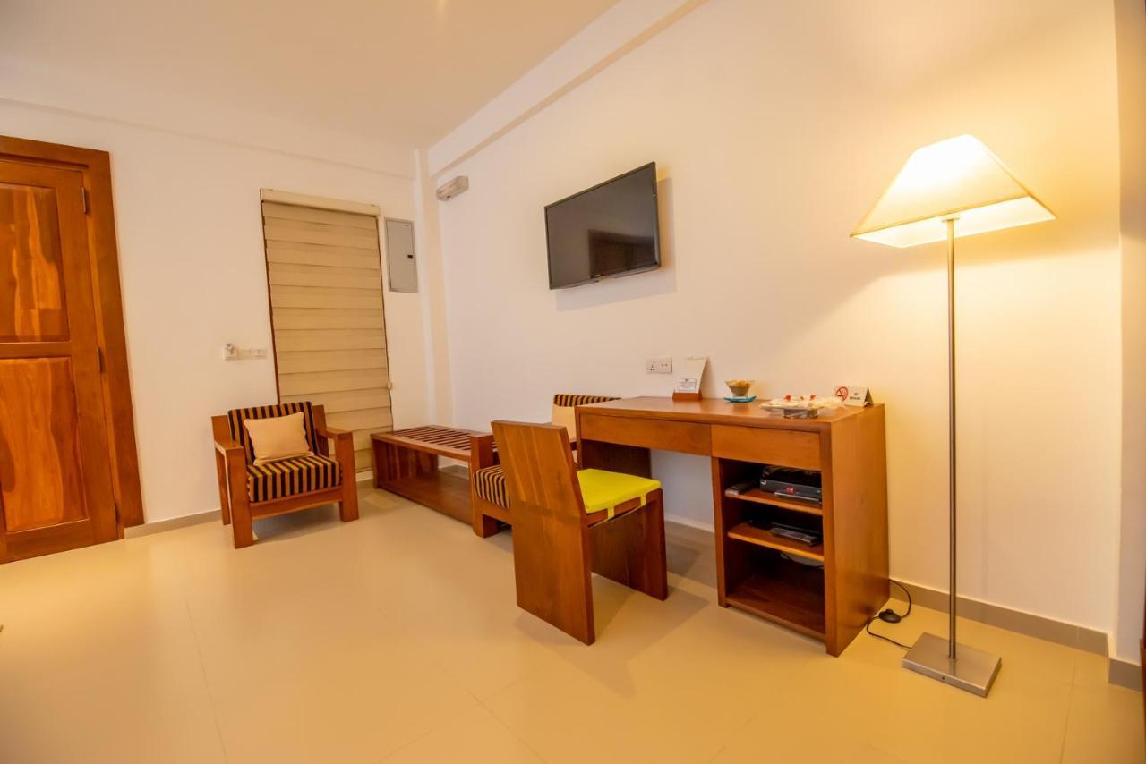The Residence Hikkaduwa Εξωτερικό φωτογραφία